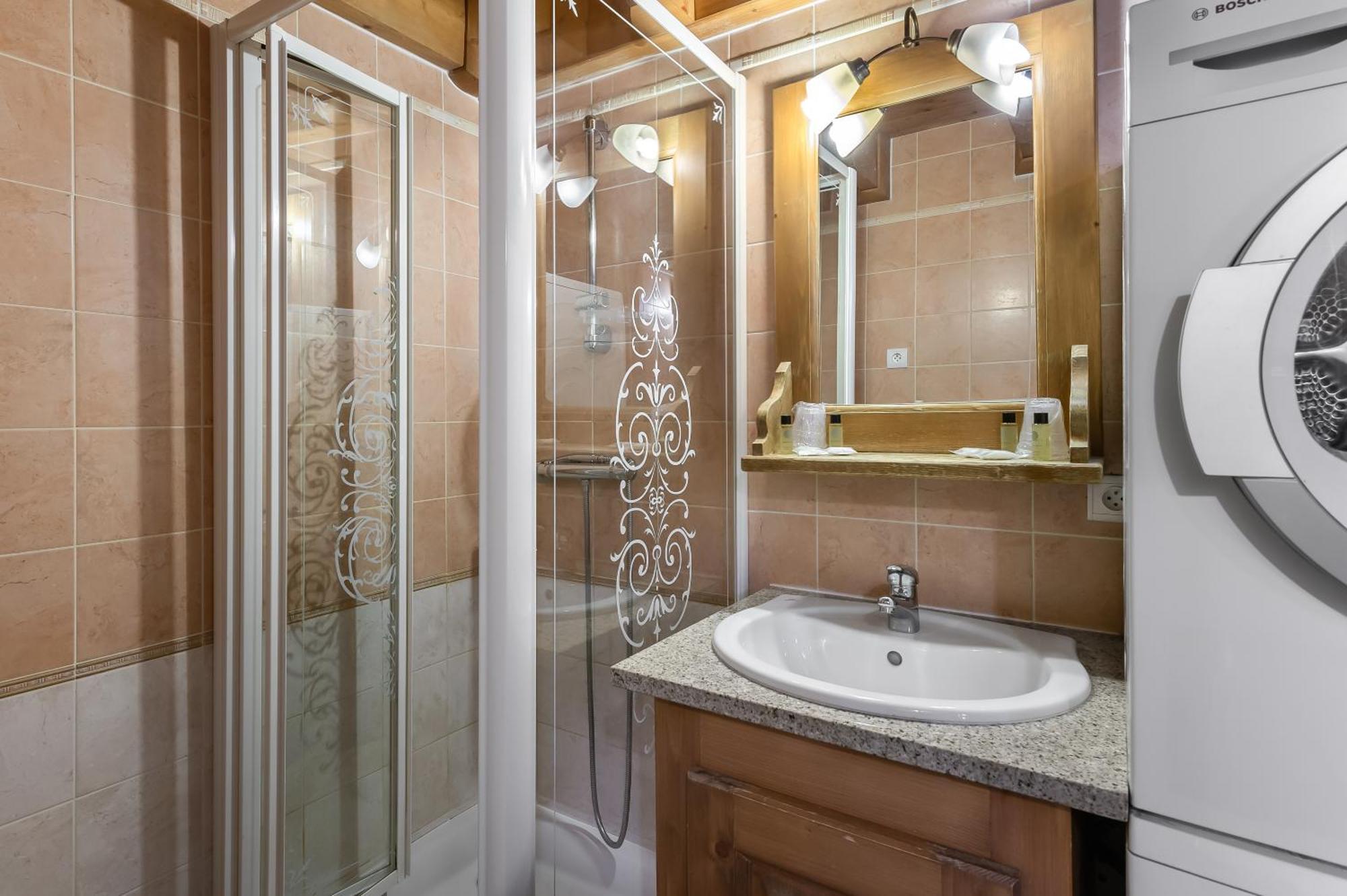 Les Suites Du Val Claret By Explorhome تينْيِ الغرفة الصورة